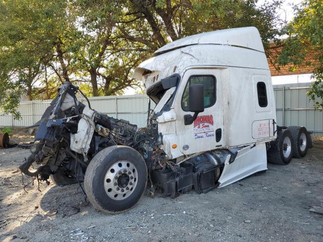 FREIGHTLINER CASCADIA 1 2016 white  diesel 3AKJGLD53GSHB7603 photo #3