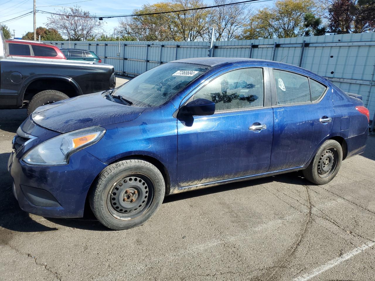 Lot #2988470806 2019 NISSAN VERSA S