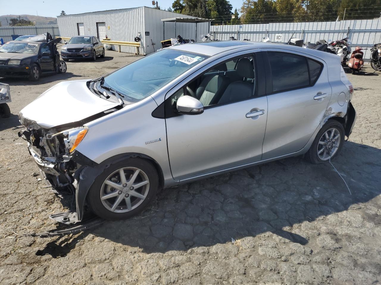 Toyota Prius C 2012 NHP10L