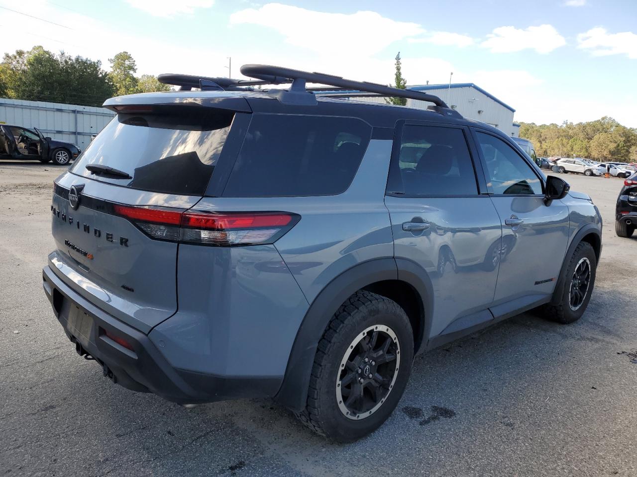 Lot #2928646913 2023 NISSAN PATHFINDER