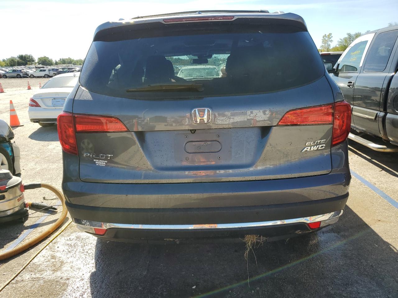 Lot #2890878715 2018 HONDA PILOT ELIT