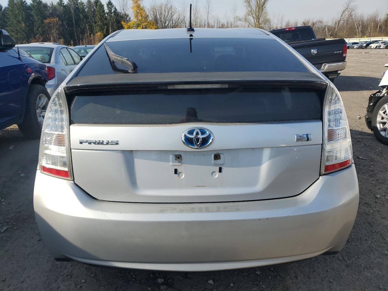 Lot #2945111678 2011 TOYOTA PRIUS