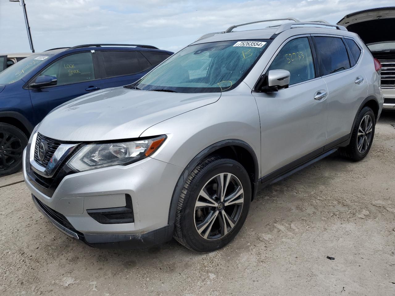 NISSAN ROGUE S 2020 silver  gas JN8AT2MT1LW005418 photo #1