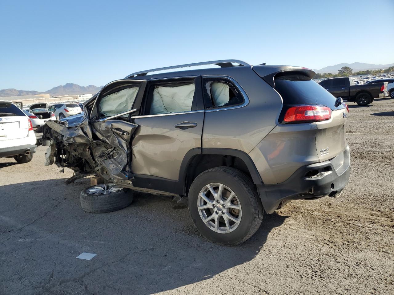 Lot #2994532838 2016 JEEP CHEROKEE L