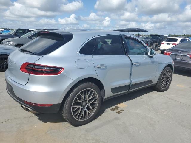 VIN WP1AB2A58HLB16222 2017 Porsche Macan, S no.3