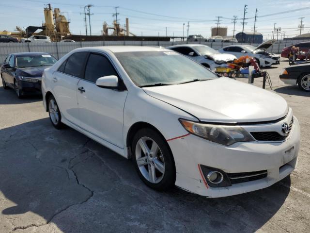 VIN 4T1BF1FK4EU742760 2014 Toyota Camry, L no.4