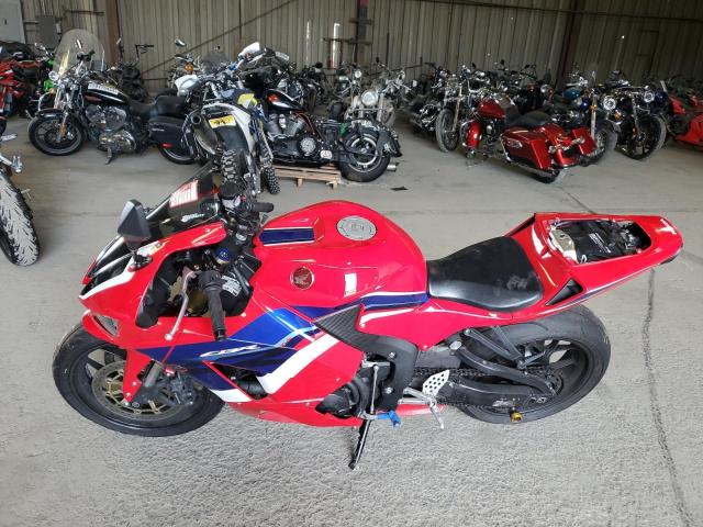 2021 HONDA CBR600 RR - JH2PC40J3MK700943