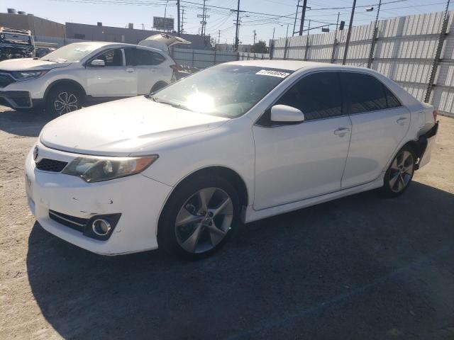 VIN 4T1BK1FKXDU526437 2013 Toyota Camry, SE no.1