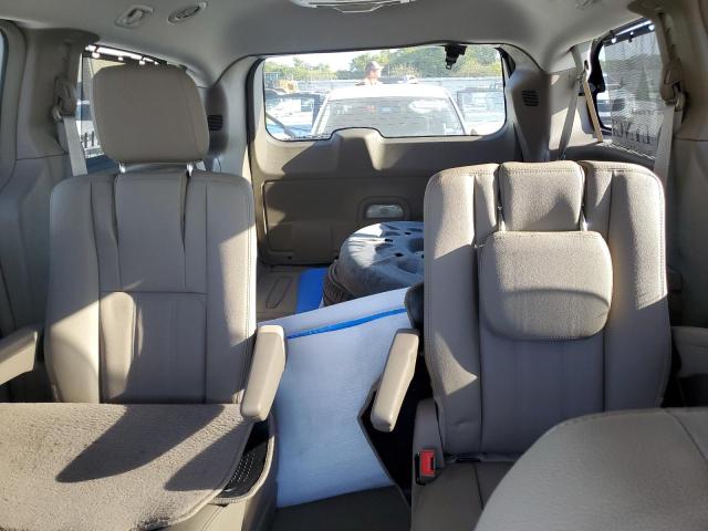 2016 CHRYSLER TOWN & COU - 2C4RC1BG4GR253420