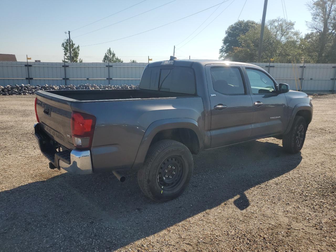 Lot #3030556829 2020 TOYOTA TACOMA DOU