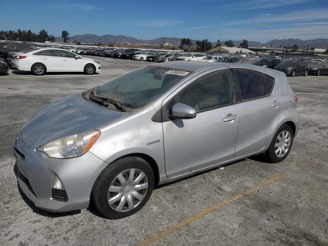 VIN JTDKDTB38E1075696 2014 Toyota Prius no.1