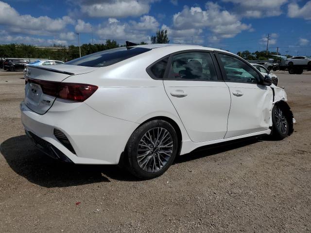 VIN 3KPF54AD2PE626722 2023 KIA FORTE no.3