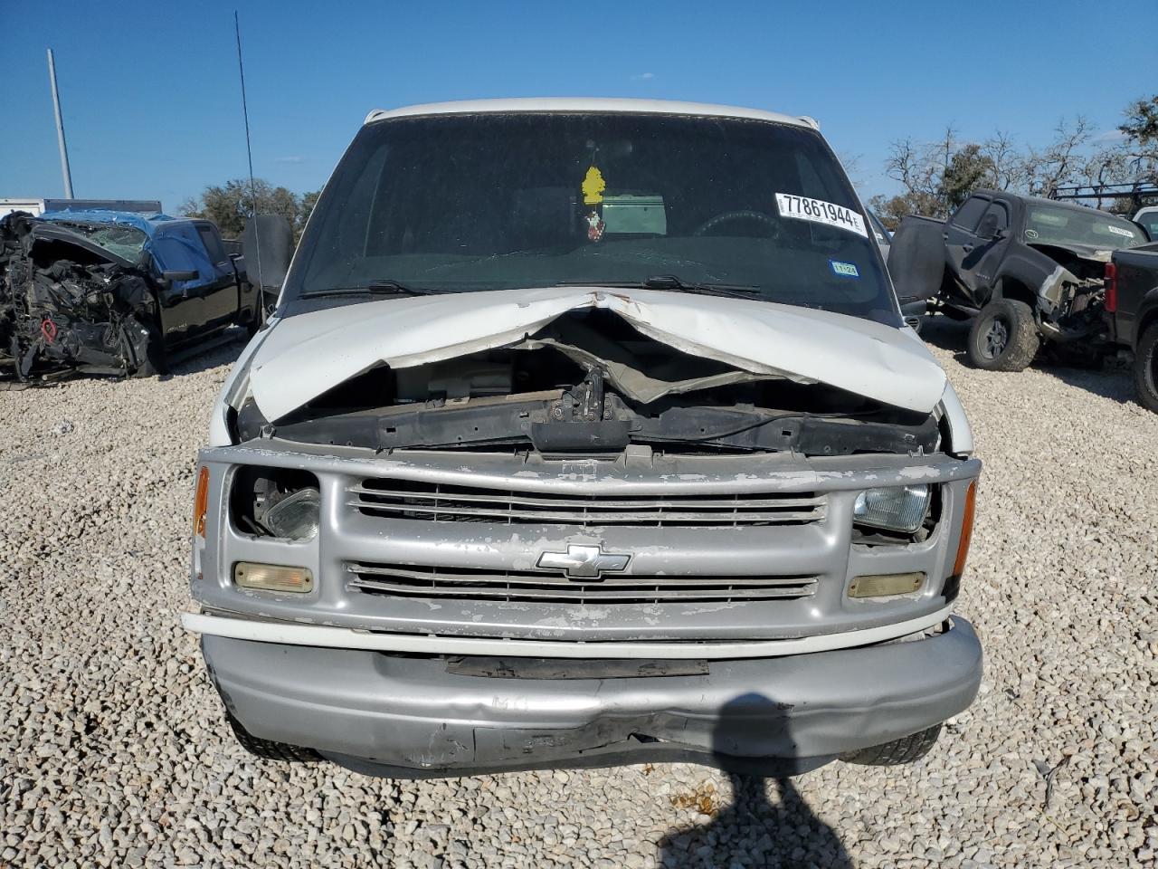 Lot #2994128368 2002 CHEVROLET EXPRESS G3