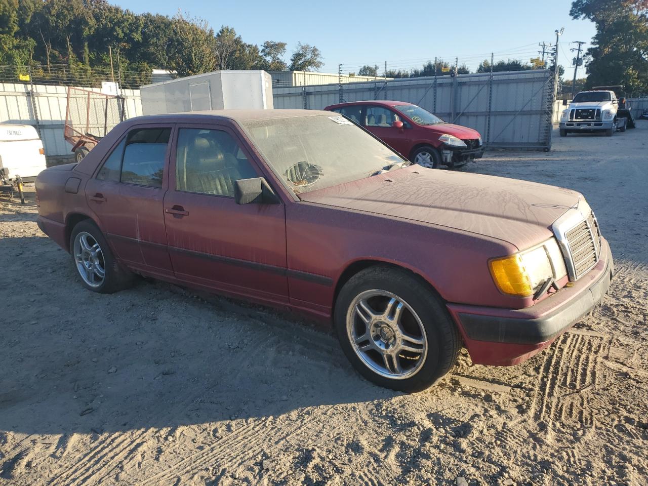 Lot #3020547177 1989 MERCEDES-BENZ 300 E