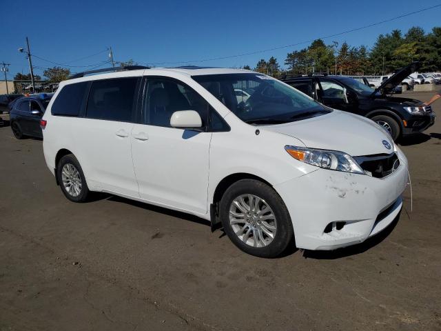 VIN 5TDYK3DC6ES477135 2014 Toyota Sienna, Xle no.4