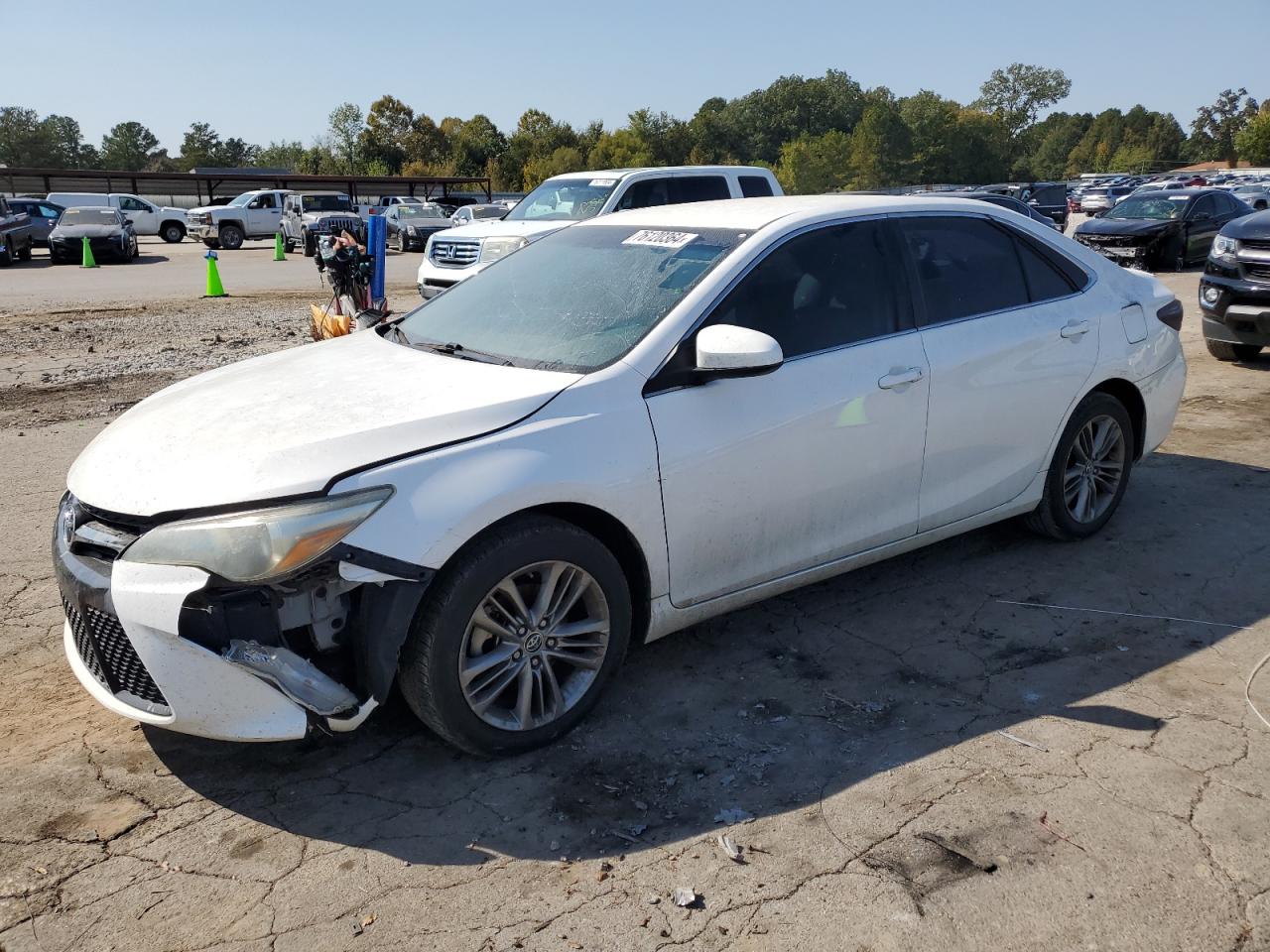 Lot #2920934182 2015 TOYOTA CAMRY LE