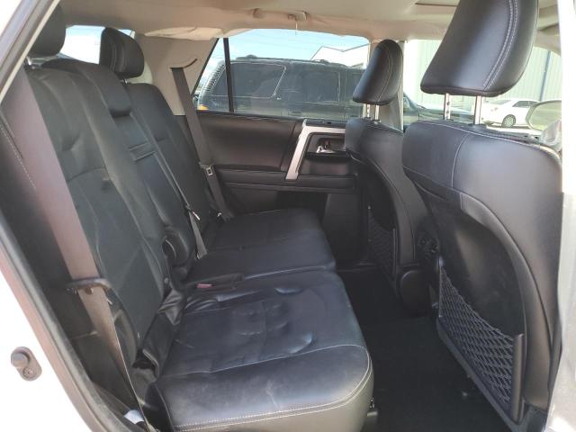 2020 TOYOTA 4RUNNER SR - JTEBU5JR0L5813283