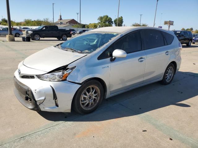 TOYOTA PRIUS V