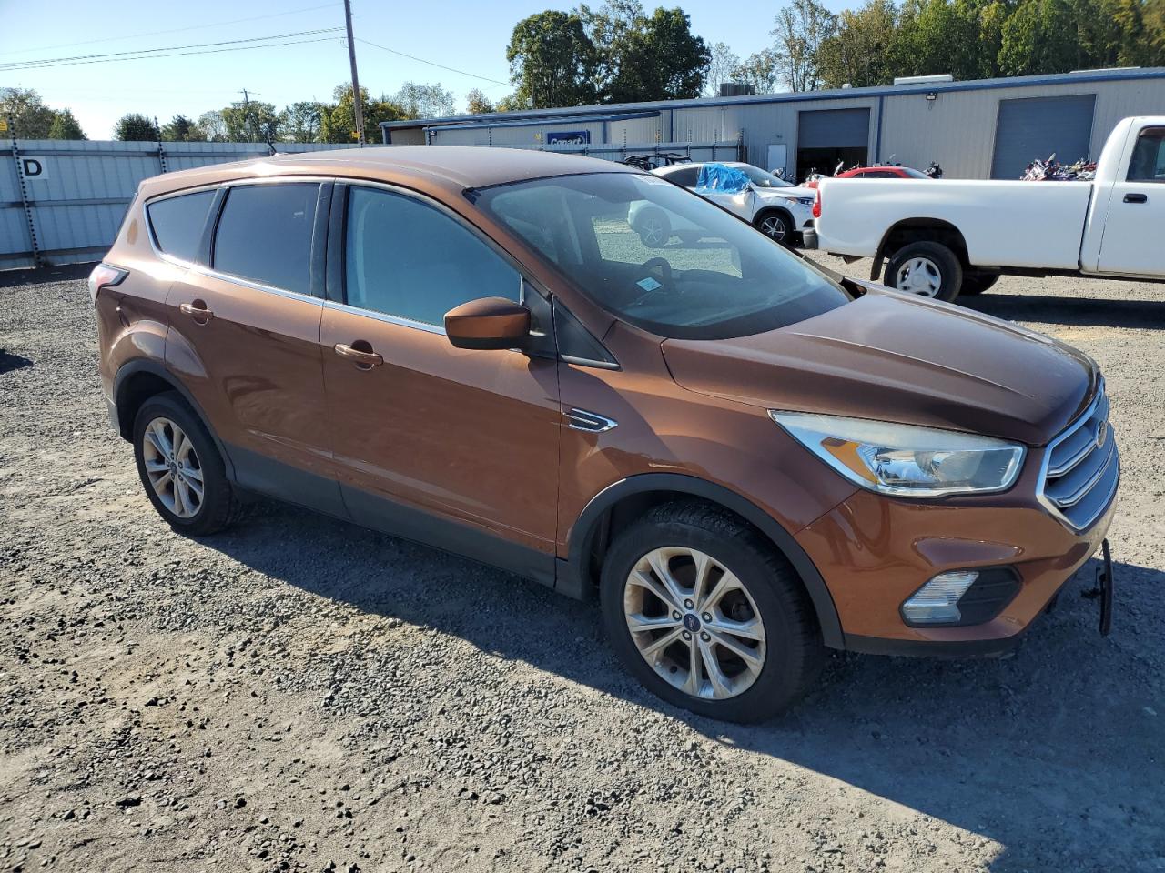 Lot #2945635139 2017 FORD ESCAPE SE