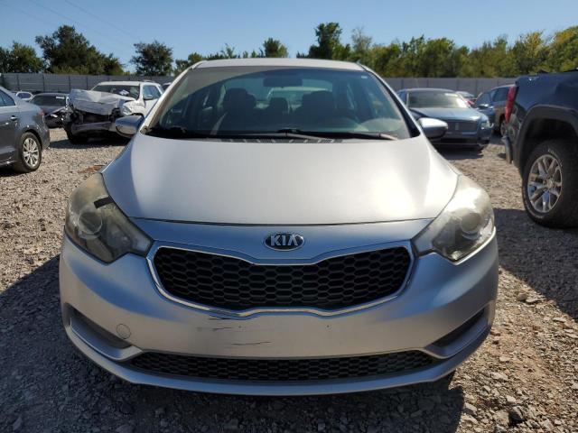 VIN KNAFX4A6XF5361745 2015 KIA Forte, LX no.5