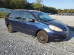 TOYOTA SIENNA CE photo