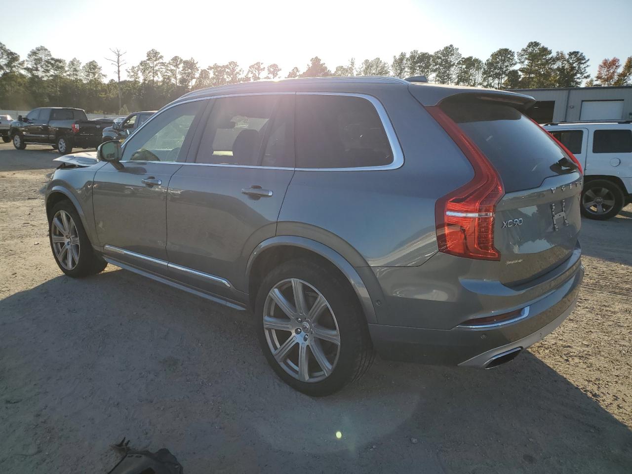 Lot #2921628709 2019 VOLVO XC90 T6 IN