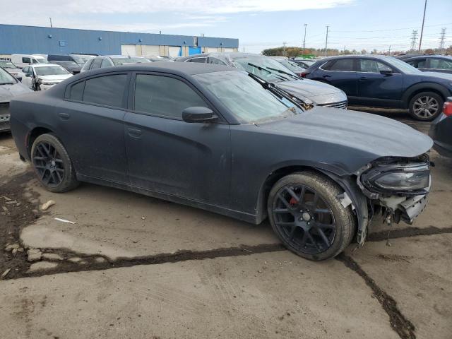 VIN 2C3CDXHG2FH824294 2015 Dodge Charger, Sxt no.4