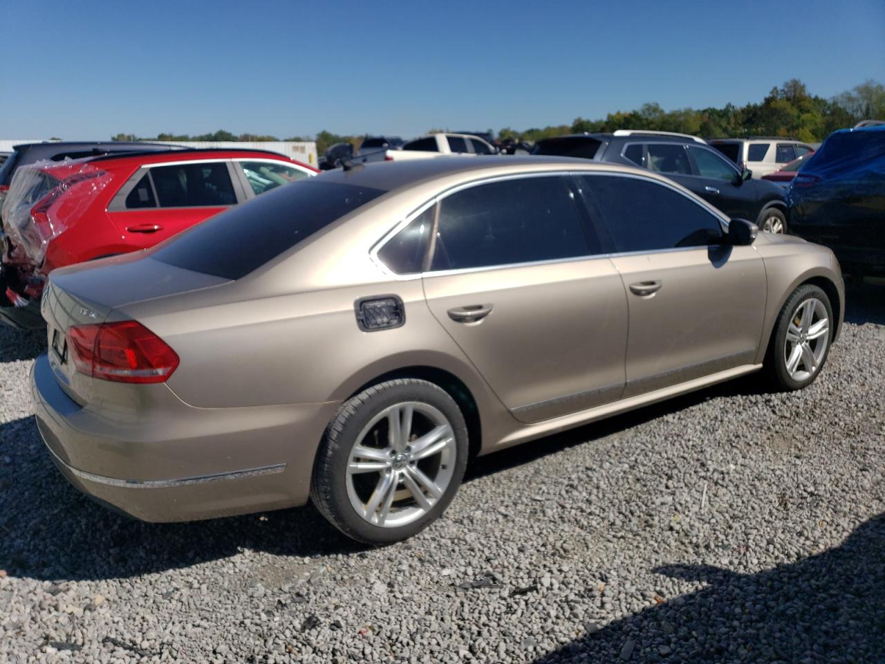 Lot #2895612478 2015 VOLKSWAGEN PASSAT SE