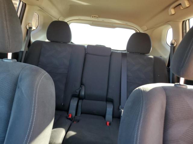 2015 NISSAN ROGUE S - KNMAT2MT8FP532317