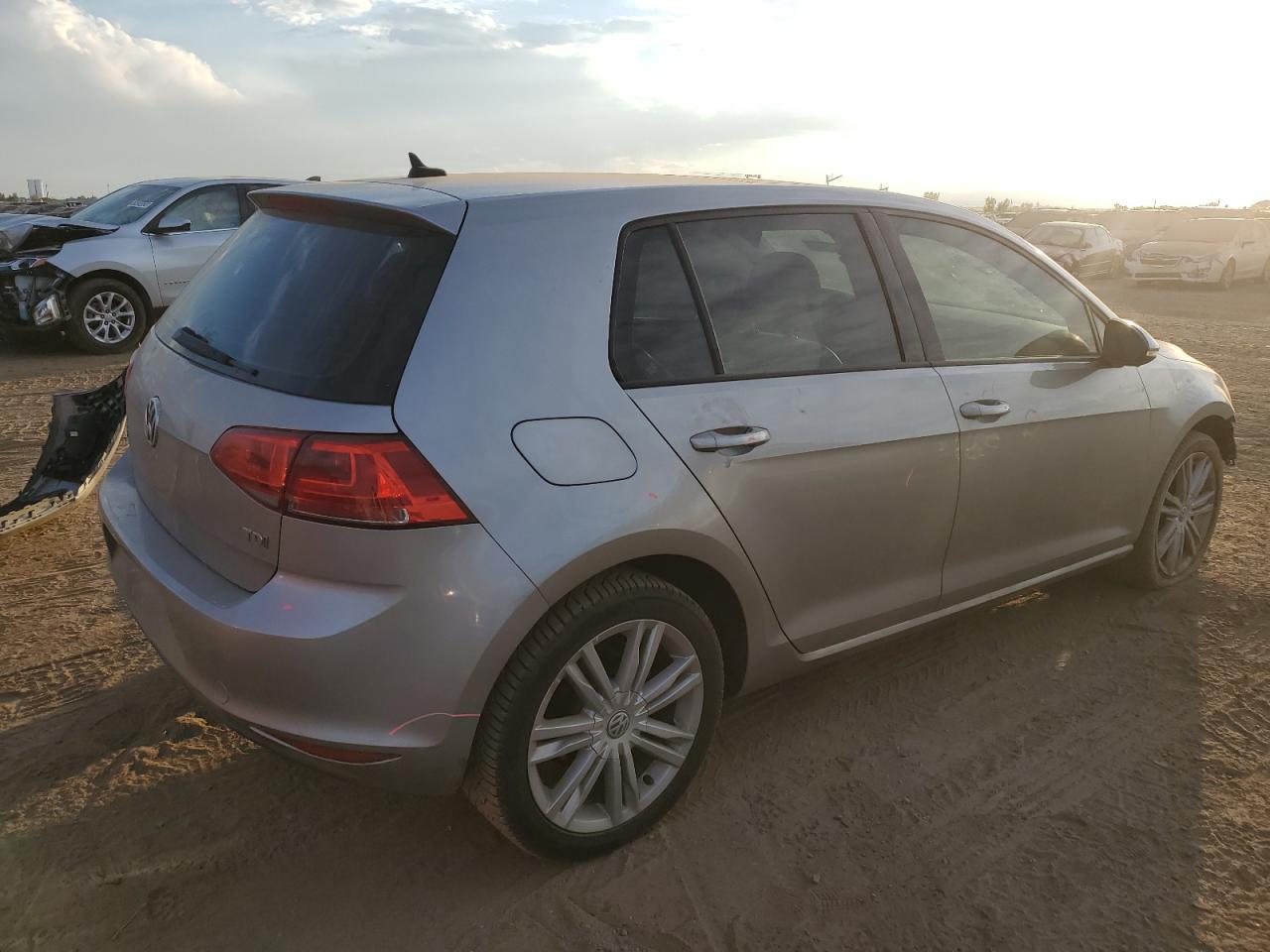 Lot #2926474331 2015 VOLKSWAGEN GOLF TDI