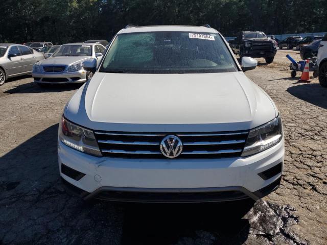 VIN 3VV3B7AX3JM170655 2018 Volkswagen Tiguan, SE no.5