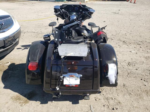 2011 HARLEY-DAVIDSON FLHTCUTG 1HD1MAM11BB851604