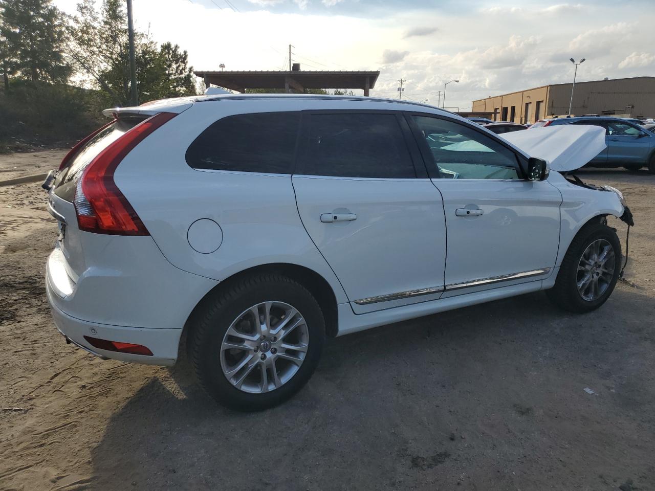 Lot #2962107149 2014 VOLVO XC60 3.2