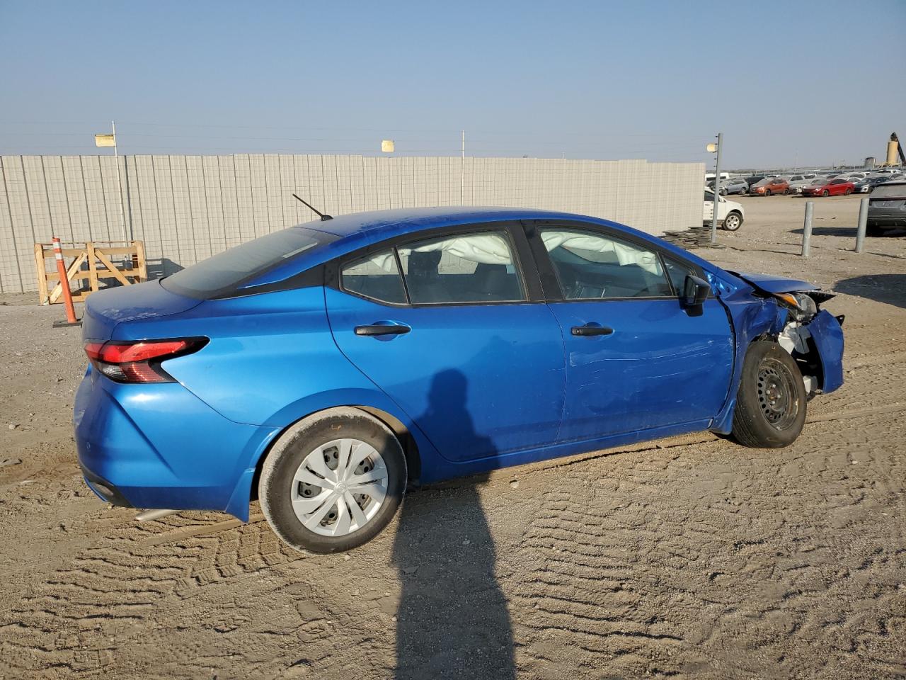 Lot #2962568733 2023 NISSAN VERSA S