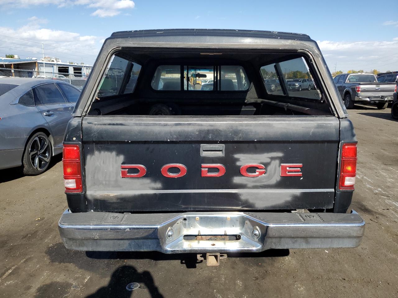 Lot #2991901148 1993 DODGE DAKOTA