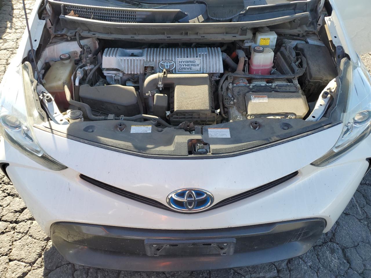 Lot #2991786312 2017 TOYOTA PRIUS V