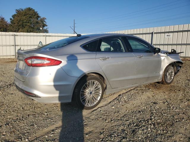 VIN 3FA6P0LU4ER173537 2014 Ford Fusion, Se Hybrid no.3