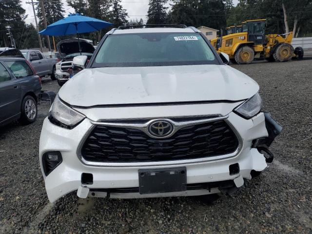 VIN 5TDFZRBH3NS235519 2022 Toyota Highlander, Platinum no.5