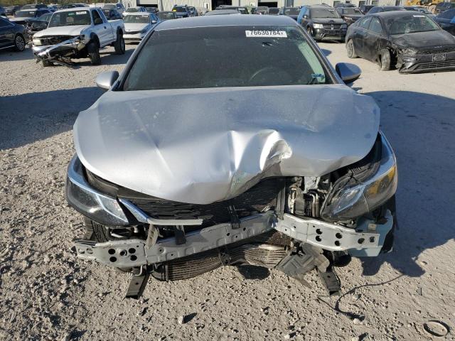 VIN 3G1BE6SM3HS587983 2017 Chevrolet Cruze, LT no.5