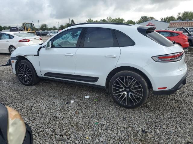 VIN WP1AA2A57NLB09633 2022 Porsche Macan no.2