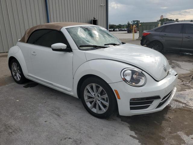 VIN 3VW517AT8HM810910 2017 VOLKSWAGEN BEETLE no.4