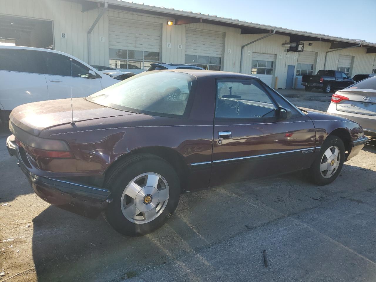 Lot #2888862956 1990 BUICK REATTA