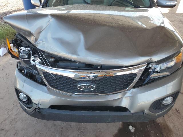 VIN 5XYKT3A61DG413338 2013 KIA SORENTO no.12