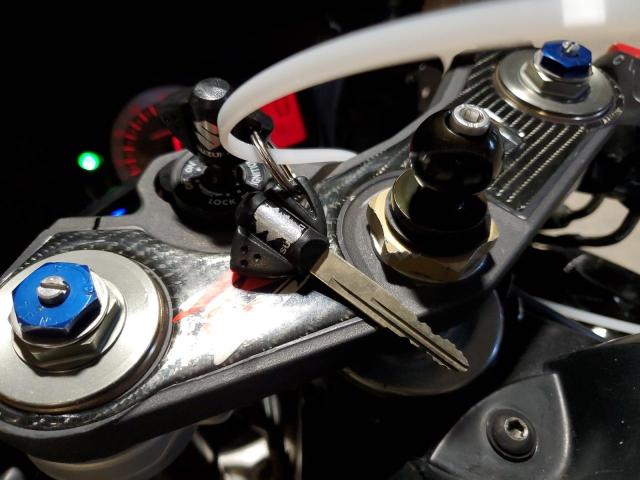 2008 SUZUKI GSX-R600 JS1GN7EA882108452