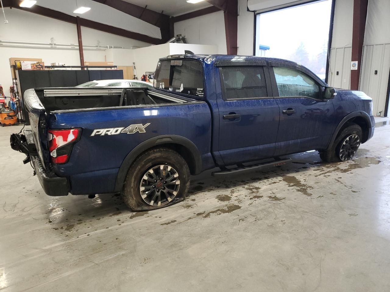 Lot #2989315134 2023 NISSAN TITAN SV