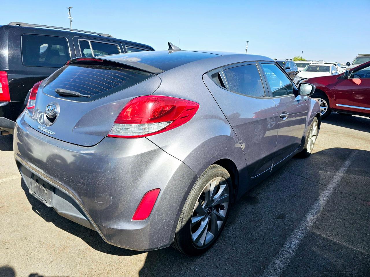 Lot #2940310087 2016 HYUNDAI VELOSTER