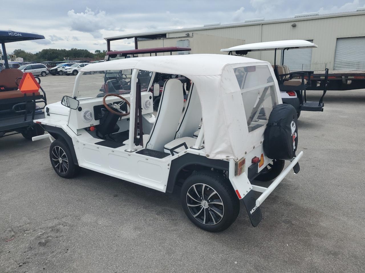 Lot #3027015928 2021 CRUS GOLFCART