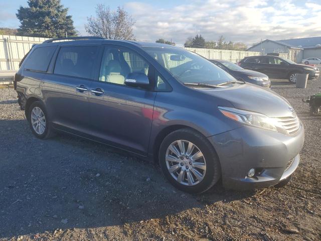 VIN 5TDYZ3DC5HS835552 2017 Toyota Sienna, Xle no.4