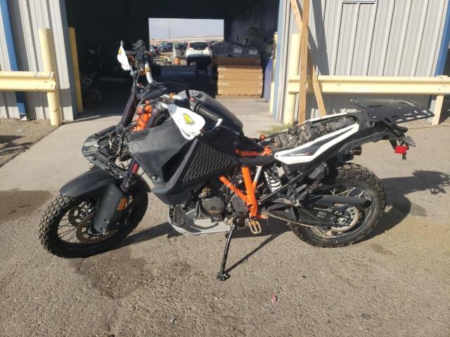 2018 KTM 1090 ADVEN VBKV4940XJM982573