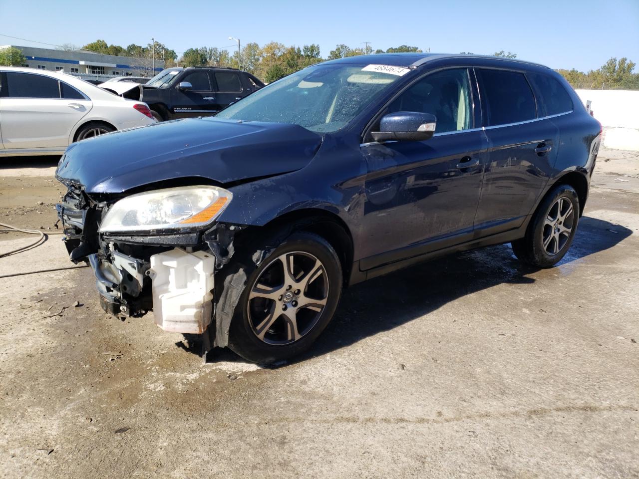 Lot #2940786406 2013 VOLVO XC60 3.2